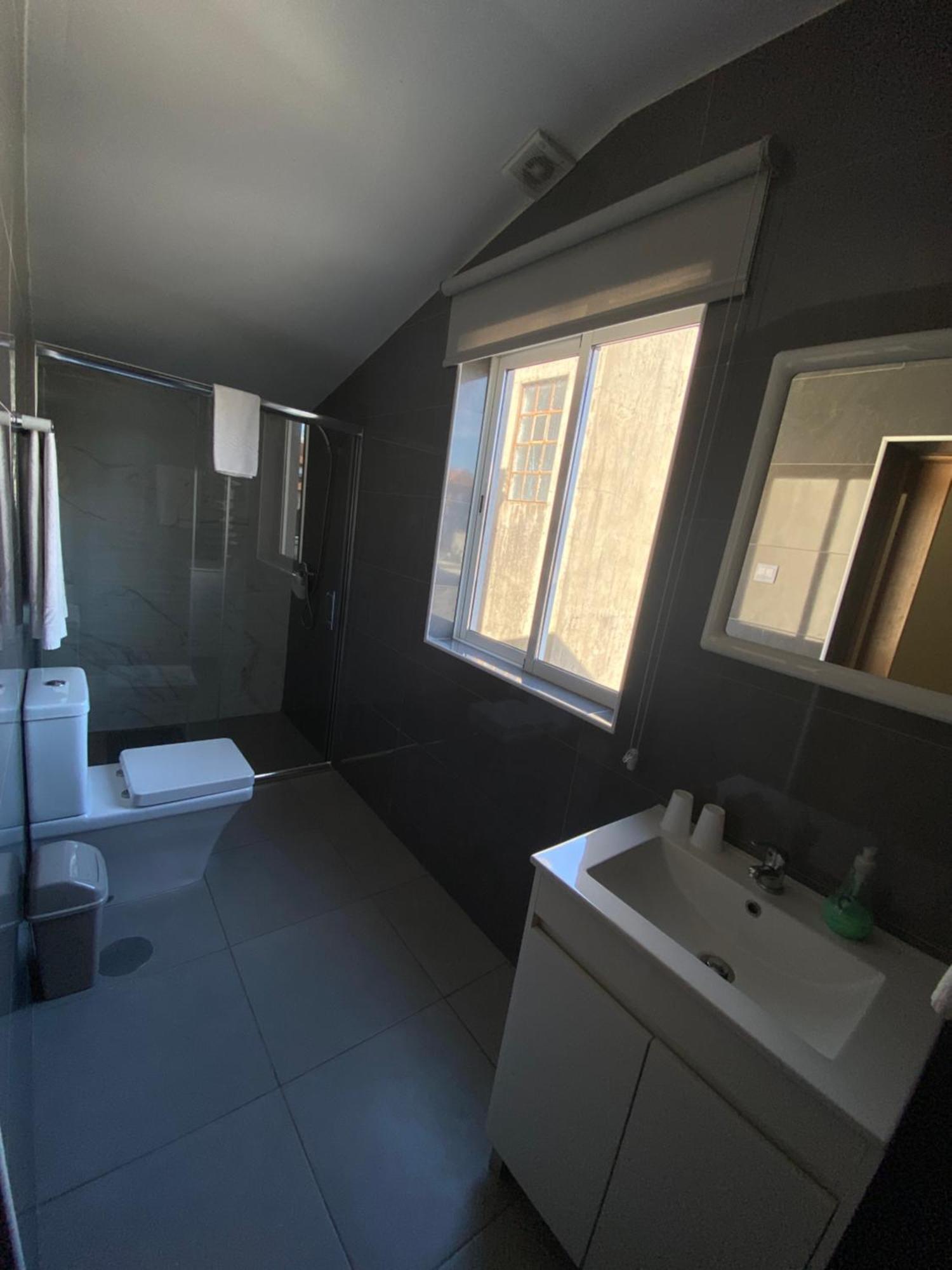 Guest House D. Filipe I Porto Exterior photo