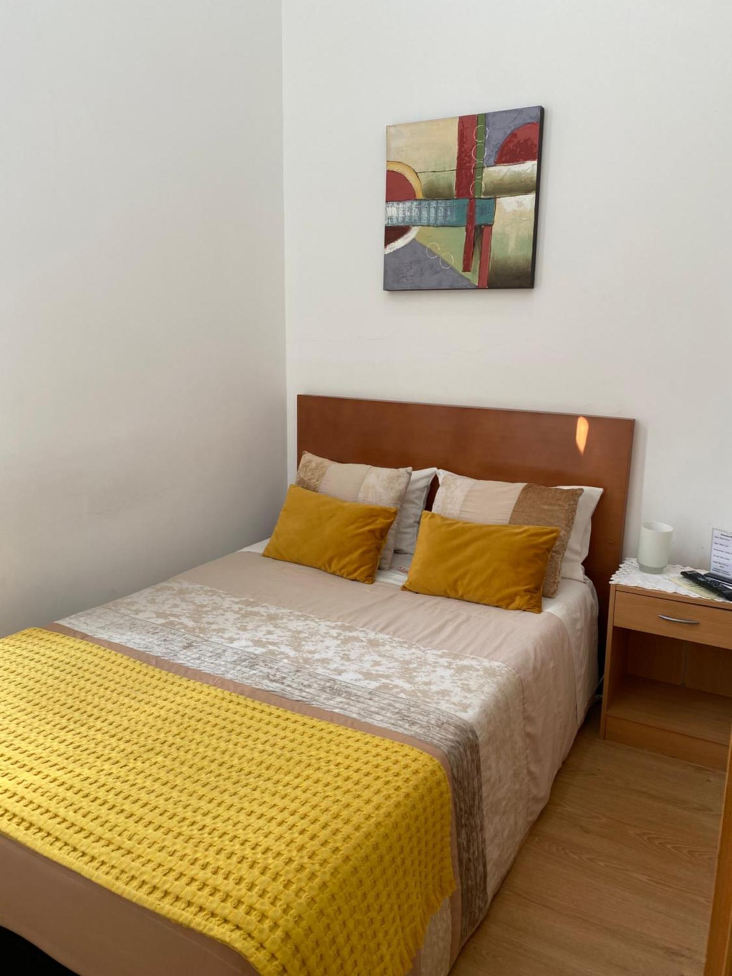 Guest House D. Filipe I Porto Exterior photo