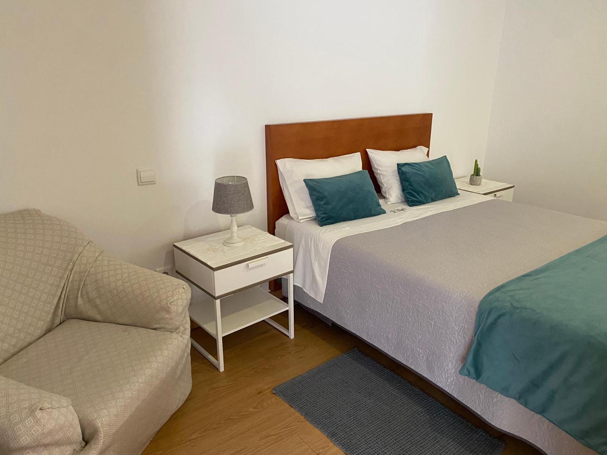 Guest House D. Filipe I Porto Exterior photo