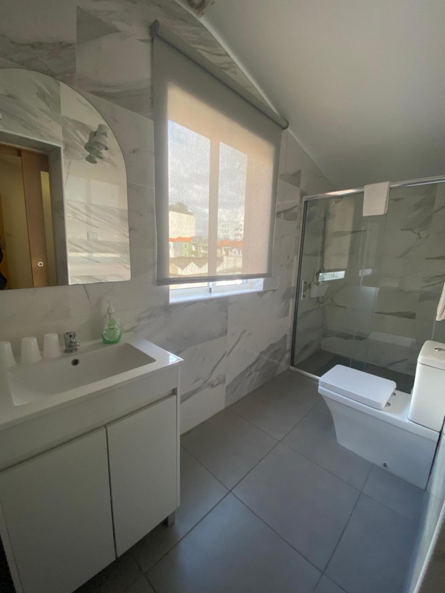 Guest House D. Filipe I Porto Exterior photo